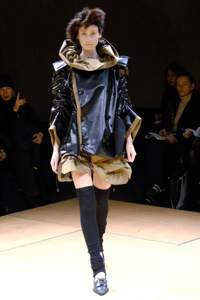 Look 11